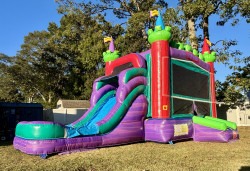 IMG 1450 1760654764 The King Castle Bounce House Combo (Wet or Dry)