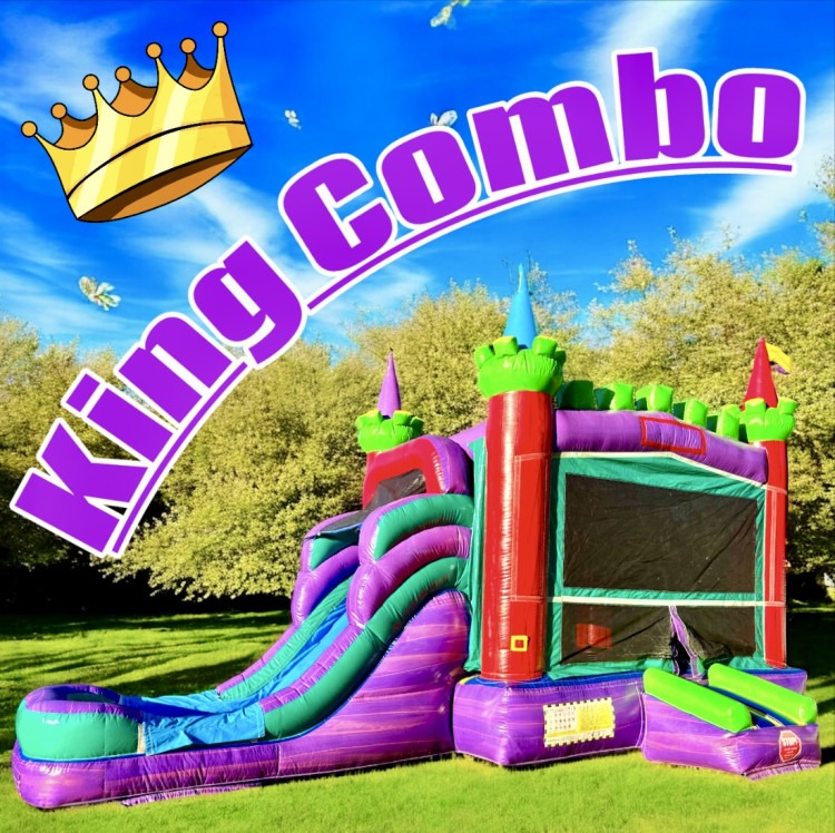 The King Castle Bounce House Combo (Wet or Dry) The King Castle Bounce House Combo (Wet or Dry)